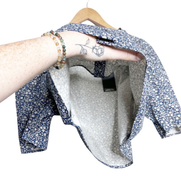 New with Tags Levi's Womens Joella Button-Up Floral Puff Sleeve Crop Blouse - Picture 7 of 16